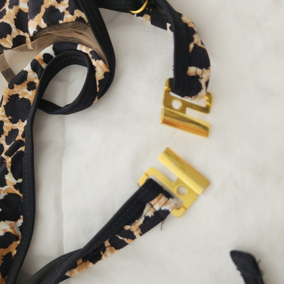 Two-piece bikini Size S - Picture 5 of 16